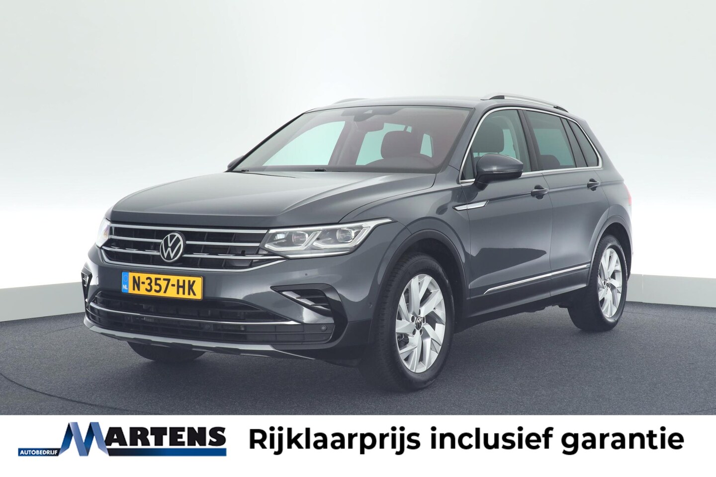 Volkswagen Tiguan - 1.5 TSI 150pk DSG Elegance Keyless Camera Stoelverwarming Virtual Cockpit Navigatie - AutoWereld.nl