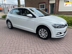 Volkswagen Polo - 1.0 MPI Comfortline Business * 2018 * CarPlay * Navigatie * Cruise Control * APK 5-6-2027