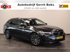 BMW 5-serie Touring - 520i High Executive Navigatie CruiseControl 18LMV Stoel / Stuur verwarming el trekhaak