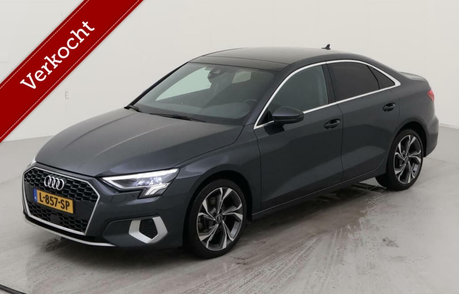 Audi A3 Limousine - 35 TFSI S edition Pano Virtual Trekhaak - AutoWereld.nl
