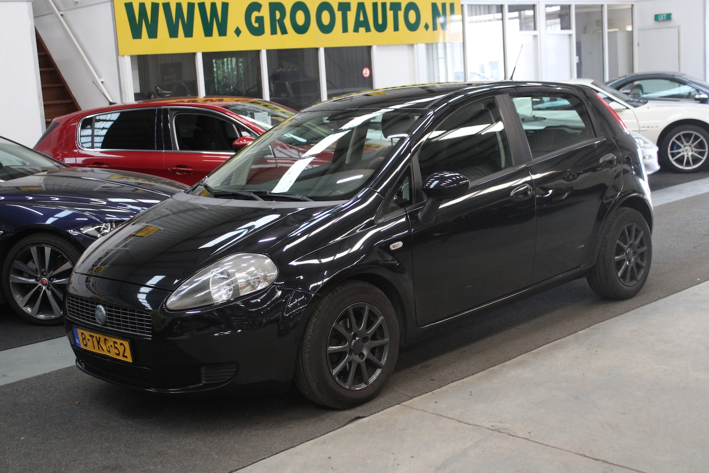 Fiat Grande Punto - 1.4 Active Airco, Stuurbekrachtiging - AutoWereld.nl