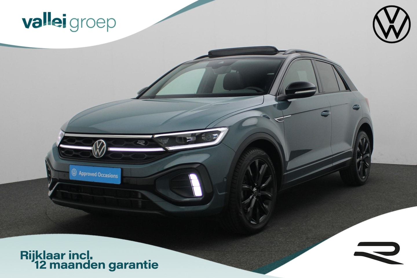 Volkswagen T-Roc - 1.5 TSI 150 pk DSG R-Line Business | Panoramadak | Trekhaak | IQ Light | Navigatie | Stoel - AutoWereld.nl