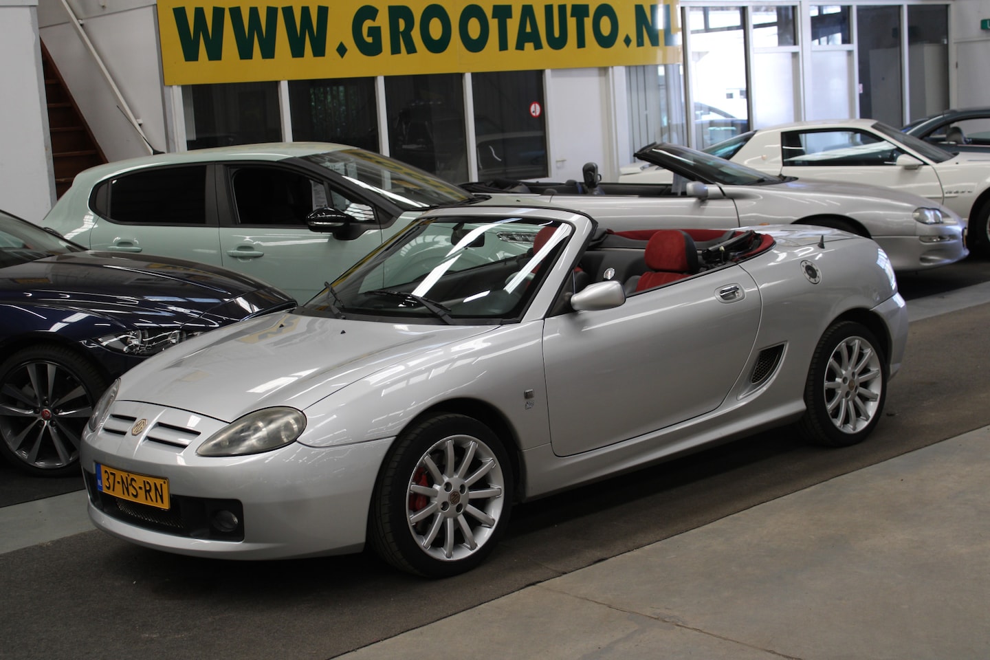 MG TF - 1.8 TF 135 80th. Anniversary NAP, Sportstoelen, Stuurbekrachtiging - AutoWereld.nl