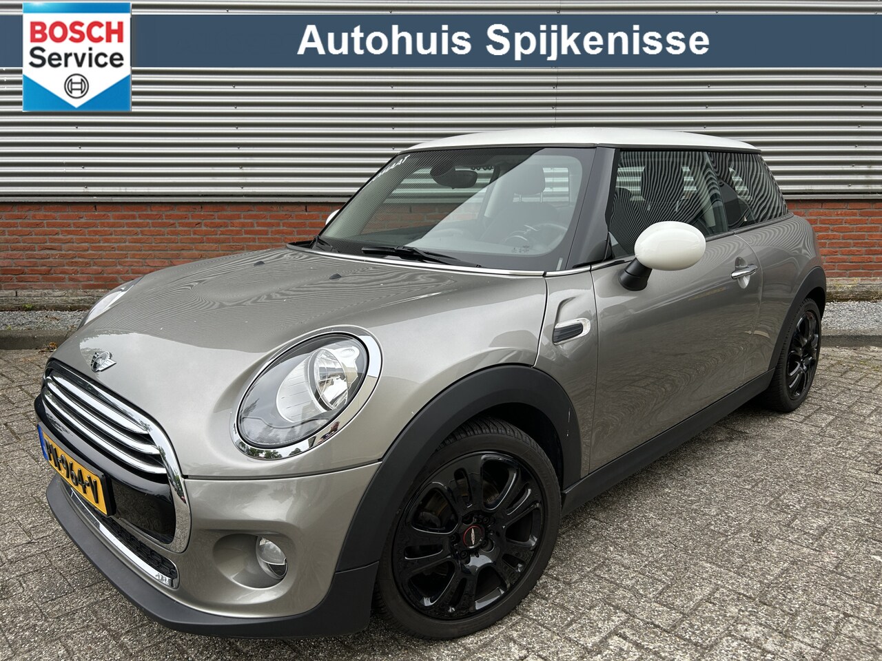 MINI Cooper - Mini 1.5 Salt | Automaat | Parkeersensoren | JCW Velgen | - AutoWereld.nl