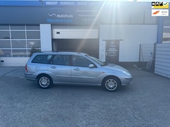 Ford Focus Wagon - 1.6-16V Ghia-Automaat- Station- met Airco, NAP en een ruime APK