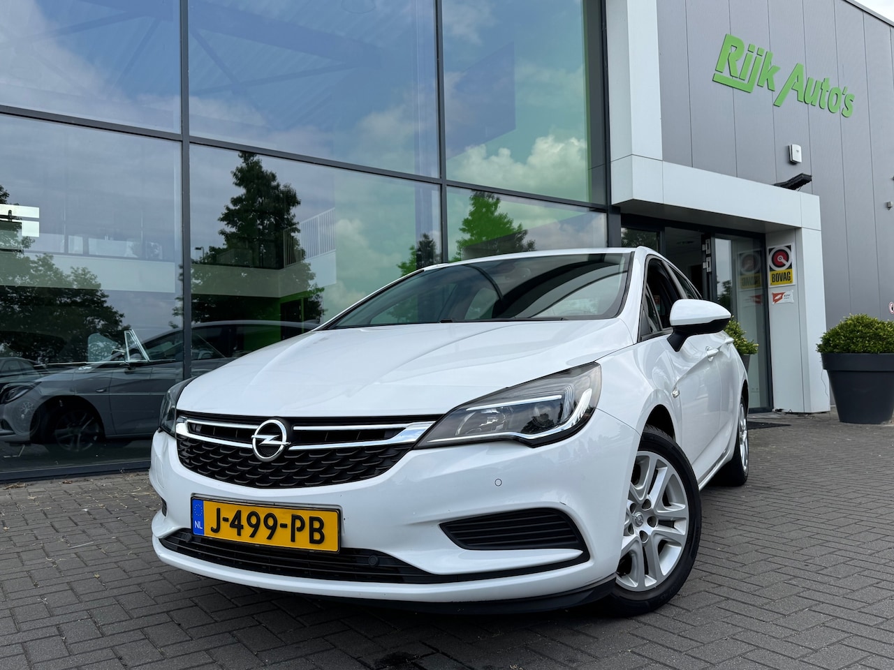 Opel Astra - 1.0 105pk * Carplay * Parkeersenoren - AutoWereld.nl