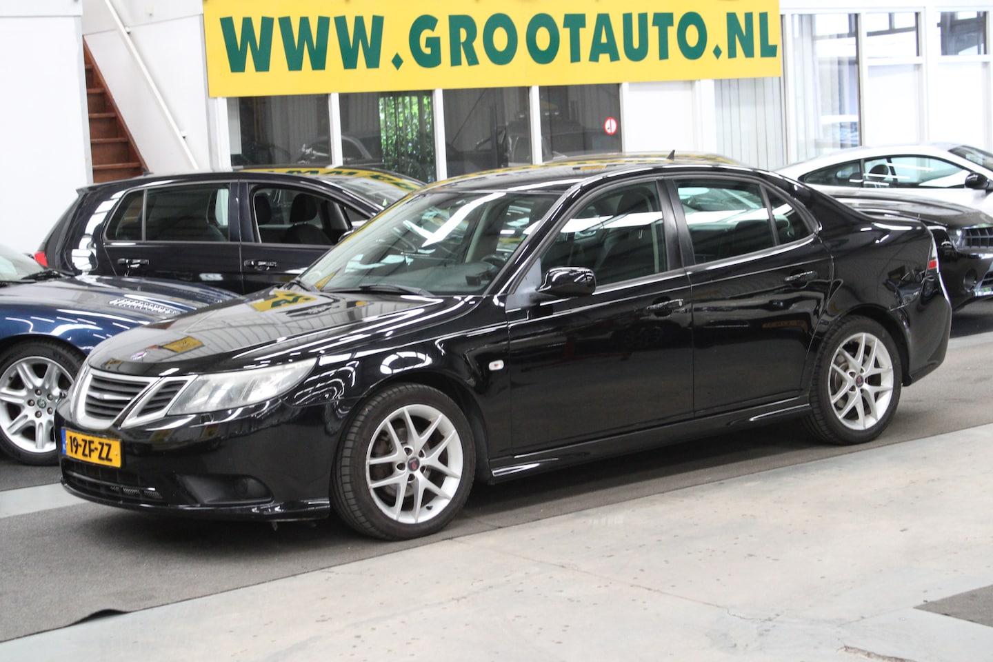 Saab 9-3 Sport Sedan - 1.8t Intro Edition Aircom Cruise control, Leer/ Stof - AutoWereld.nl
