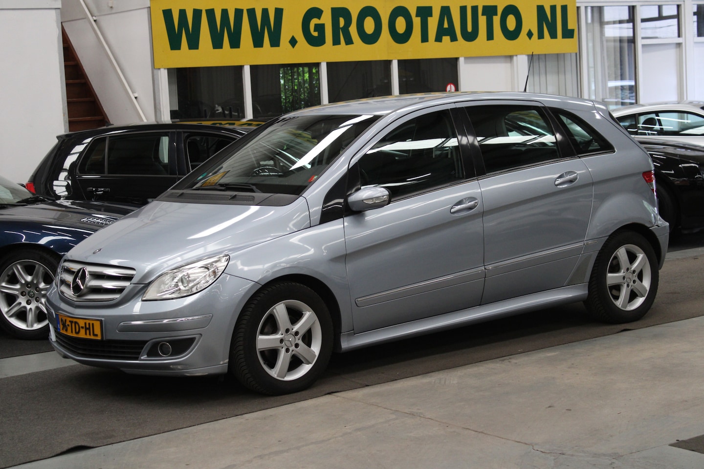 Mercedes-Benz B-klasse - 150 NAP, Airco, Cruise control, Leer/ Stof - AutoWereld.nl