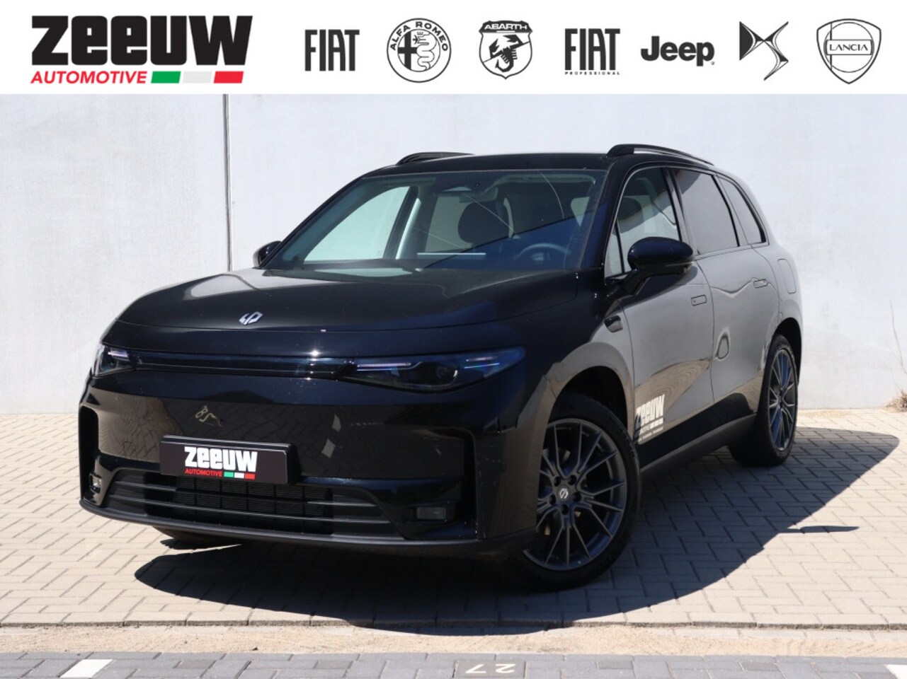 Leapmotor C10 - Design 69.9 kWh 217 PK | Glazen Dak | 360cam | Winter | 20" - AutoWereld.nl