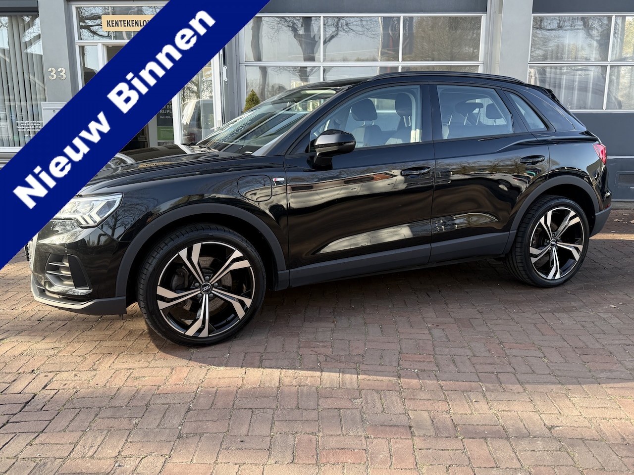 Audi Q3 - 45 TFSI e RSQ3 Advanced edition Bj 2022 Km 77.000 Hybride,Navi,Clima,Cruise - AutoWereld.nl