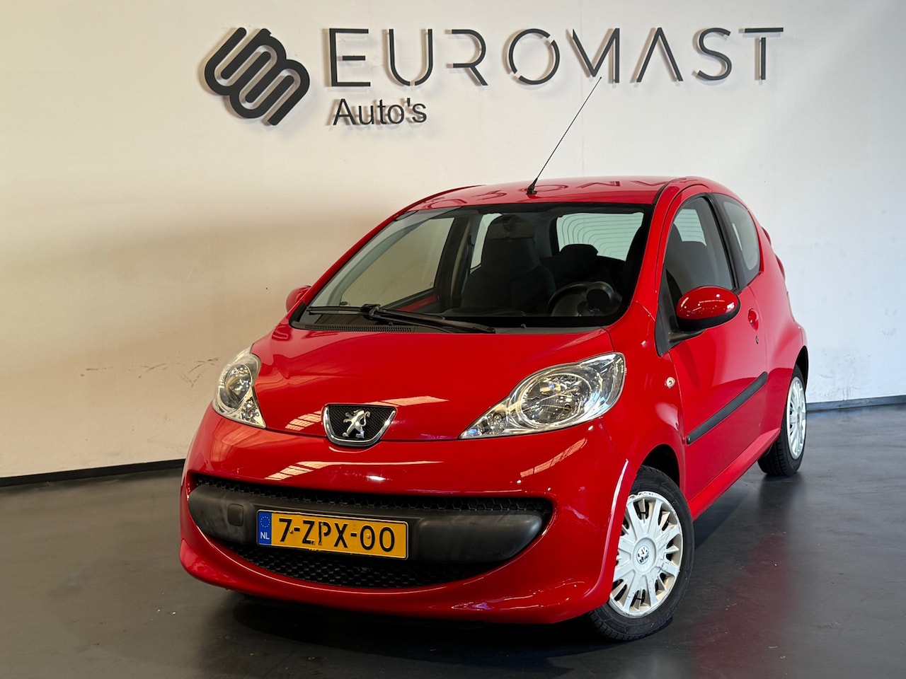 Peugeot 107 - 1.0-12V XR Airco Elektrische Ramen Nieuwe Apk - AutoWereld.nl