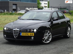 Alfa Romeo 159 - 1.7 T Distinctive LEER/NAVI/XENON/PDC/NW APK