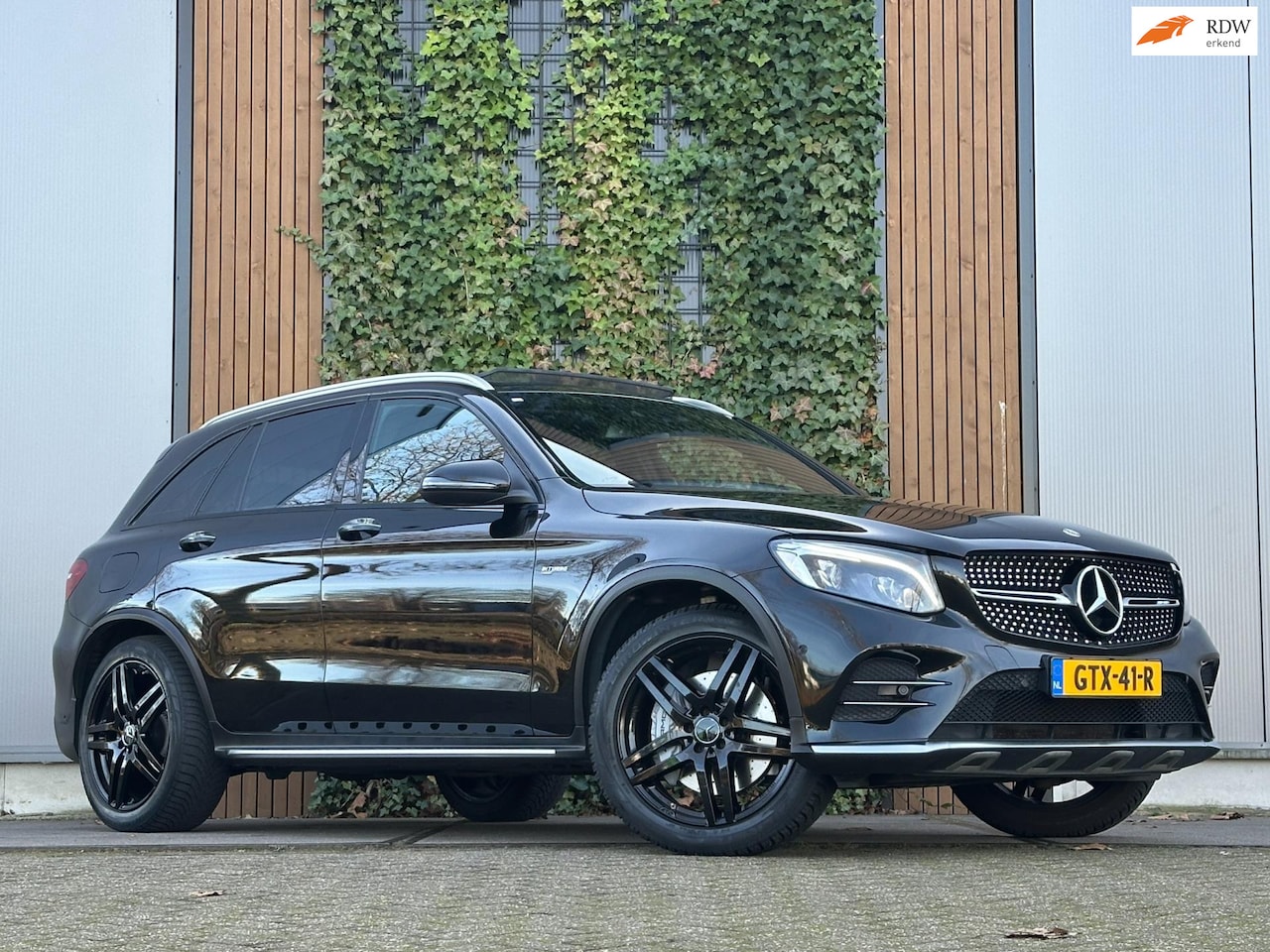 Mercedes-Benz GLC-klasse - AMG 43 4MATIC|PANO|SFEER|LUCHT|DEALER ONDERHOUDEN - AutoWereld.nl
