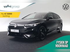 Volkswagen ID.7 Tourer - Pro Business 77 kWh 286 pk | HUD | IQ Light | Camera | Trekhaak | Keyless