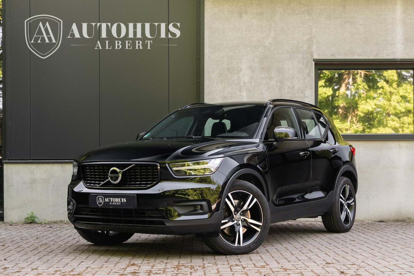 Volvo XC40 - 1.5 T5 Recharge R-Design Leder Keyless 360° - AutoWereld.nl
