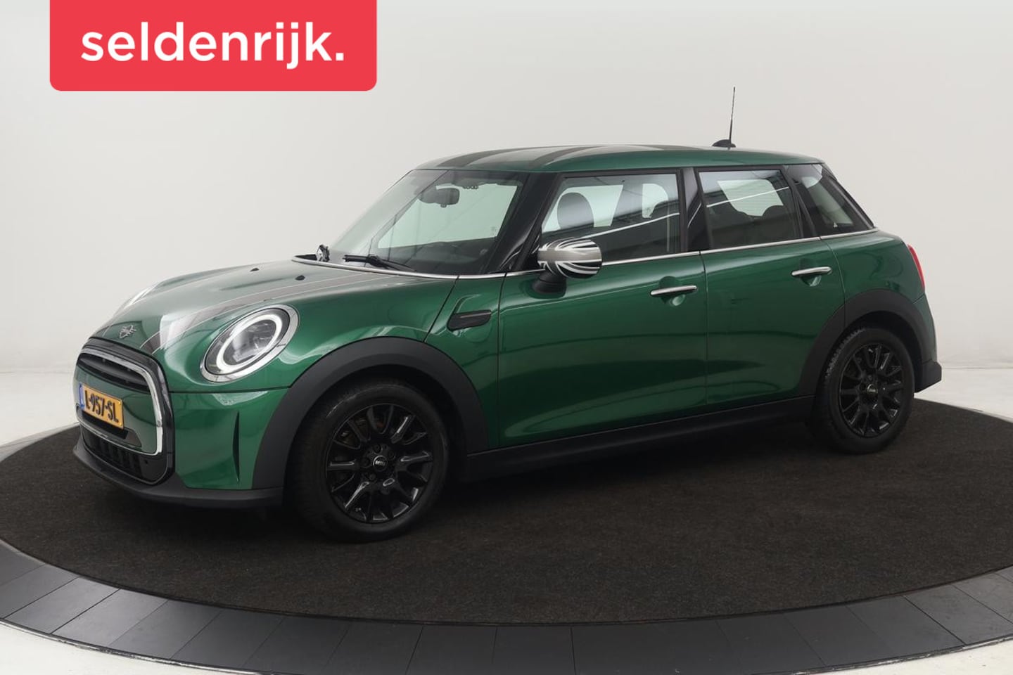 MINI One - 1.5 Business Edition | Automaat | Full LED | Carplay | Navigatie | Cruise control - AutoWereld.nl