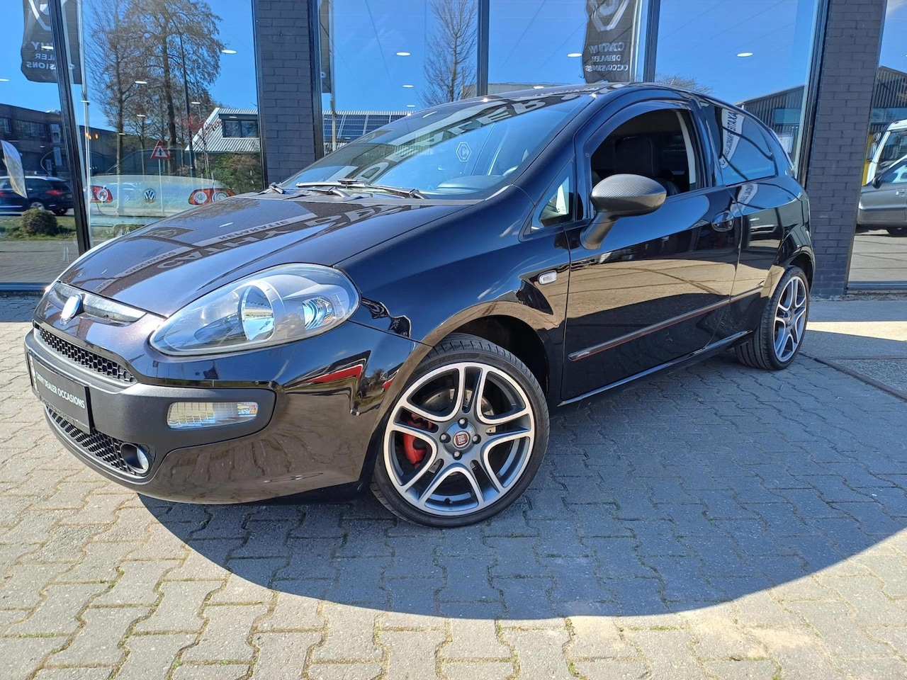Fiat Punto Evo - 1.4-16V 135PK Multiair Racing Limited Edition 17" LMV Climate Cruise - AutoWereld.nl