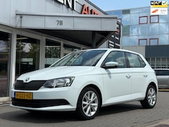 Skoda Fabia - 1.0 Active - 5 Deurs - Airco