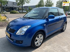 Suzuki Swift - 1.5 Exclusive - AIRCO - KEYLESS - ZONDAG OPEN