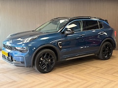 Lynk & Co 01 - 1.5 AUT. PLUG-IN HYBRIDE PANORAMADAK AIRCO CAMERA CRUISE PDC STOELVERWARMING APPLE CARPLAY