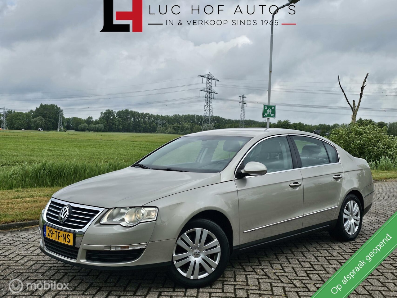 Volkswagen Passat - 2.0 FSI Highline Business 2.0 FSI Highline Business - AutoWereld.nl