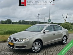 Volkswagen Passat - 2.0 FSI Highline Business