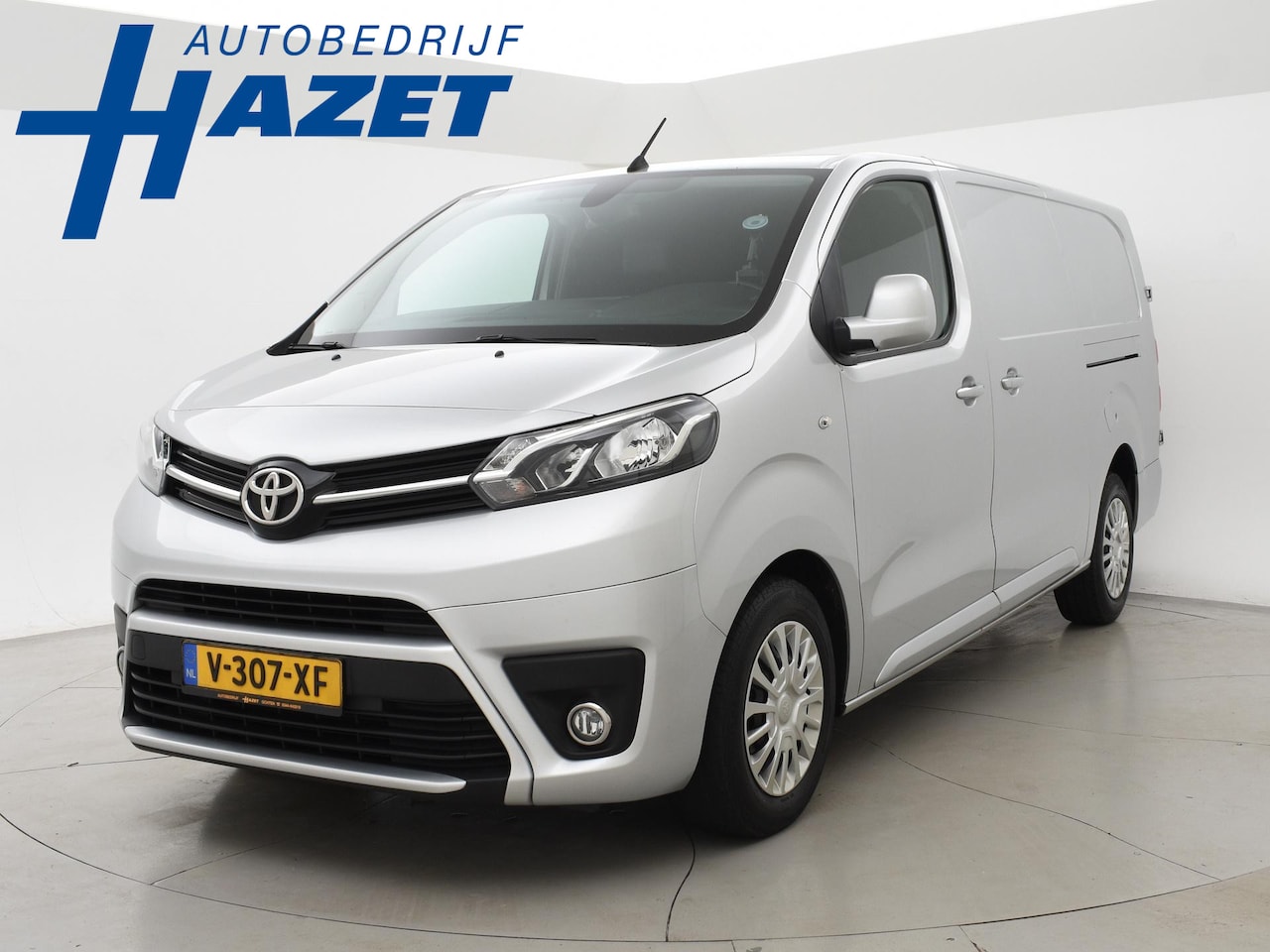 Toyota PROACE Long Worker - 2.0 D-4D + 2 SCHUIFDEUREN | LEDER | STOELVERW. | NAVIGATIE | TREKHAAK - AutoWereld.nl