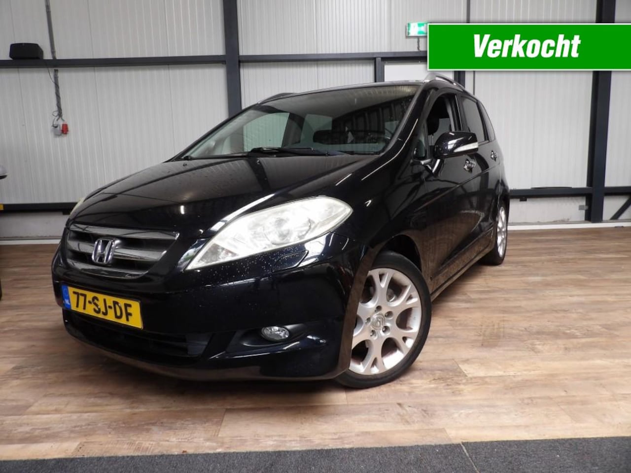 Honda FR-V - 2.0 executive - 6 pers. - stoelverwarming - ecc - AutoWereld.nl