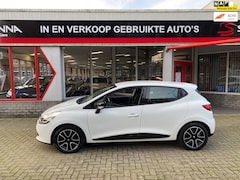 Renault Clio - 0.9 TCe Expression - 5 drs - Navi - Bass Reflex
