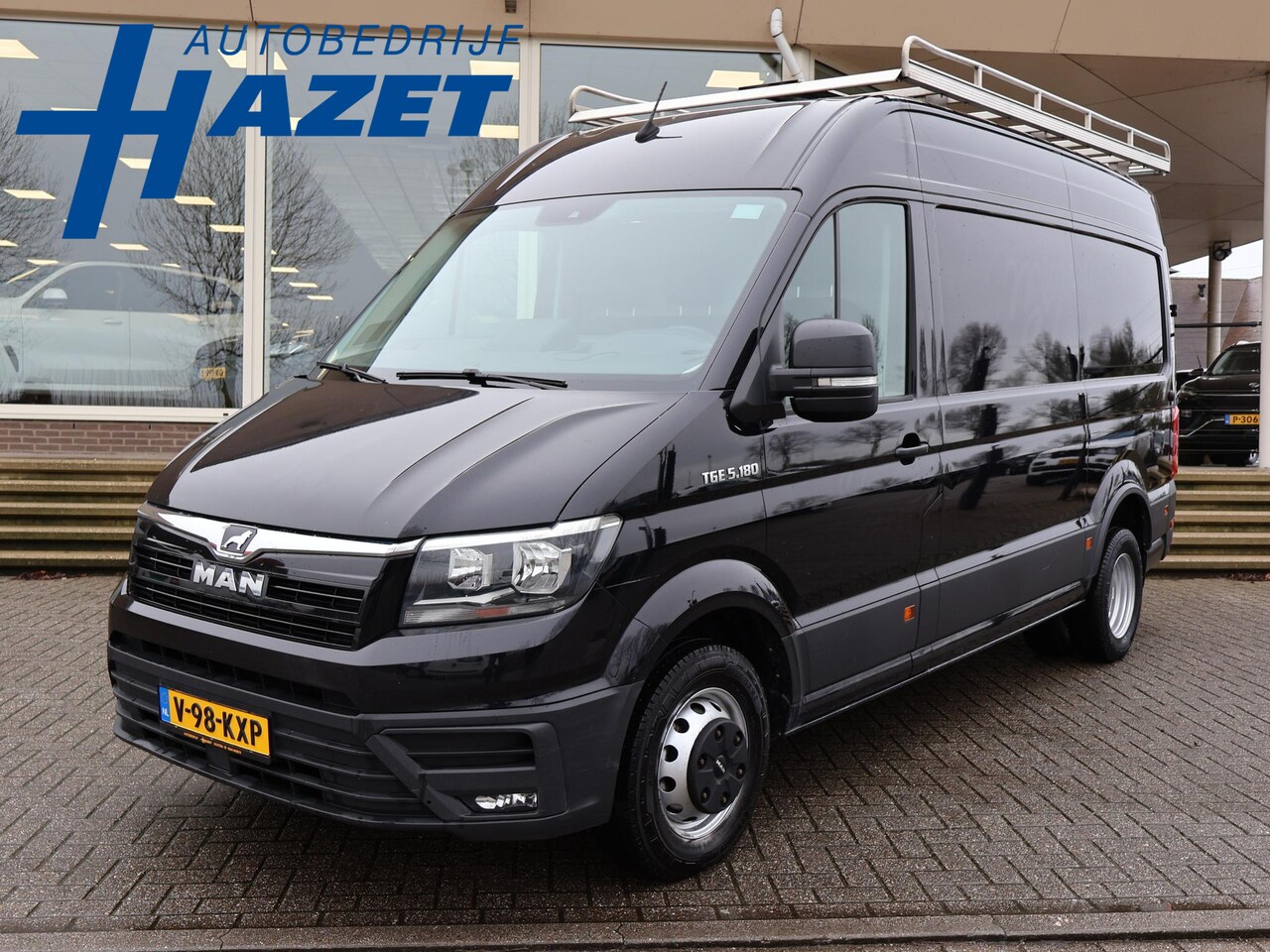 MAN TGE - 50 2.0 177 PK AUT. DUBBEL LUCHT + 3500 KG TREKHAAK + CAMERA | APPLE CARPLAY | WP INRICHTIN - AutoWereld.nl