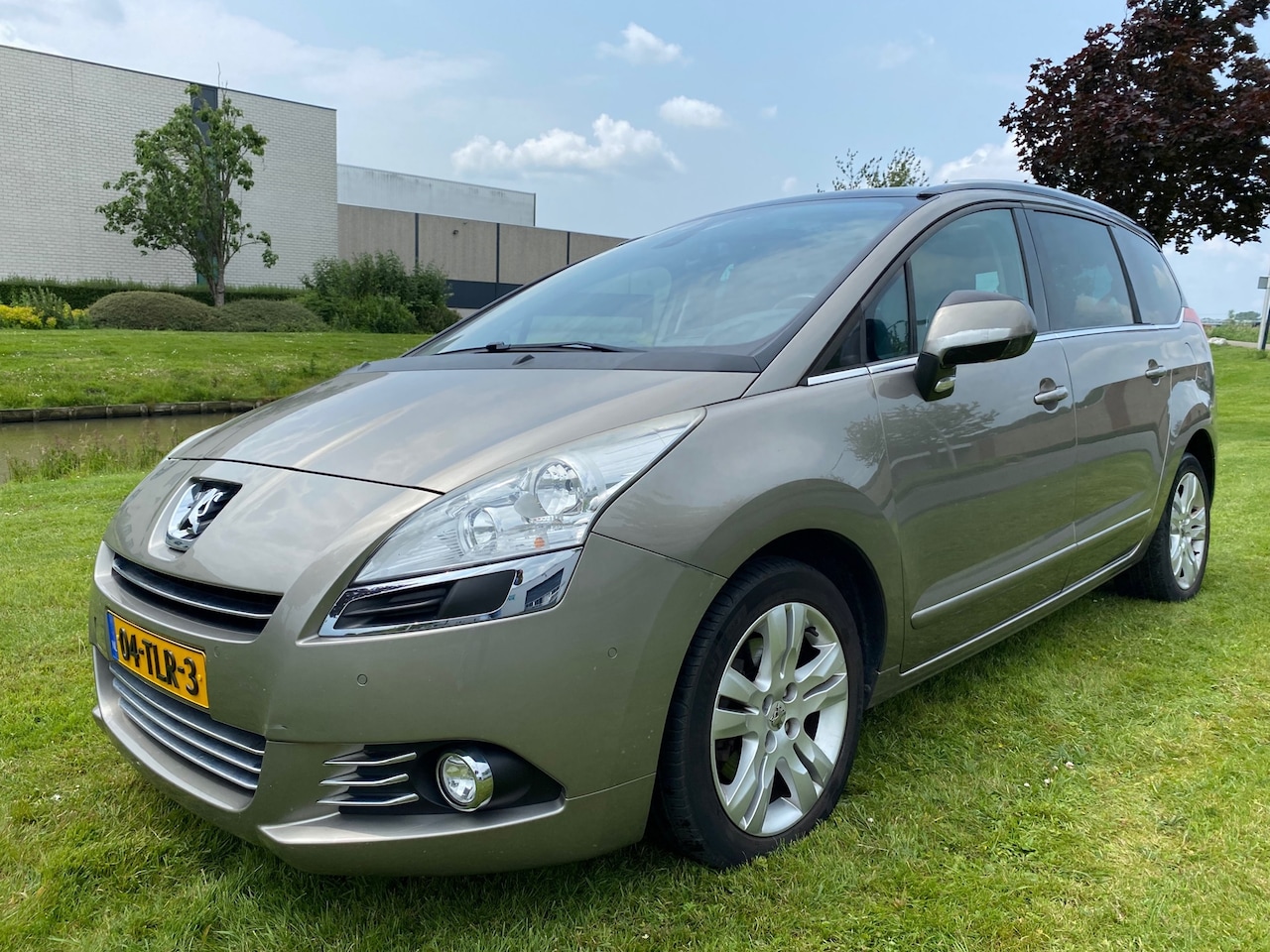 Peugeot 5008 - 2012 * 1.6 THP GT 5p * LMV * LED * AIRCO * NAV * - AutoWereld.nl
