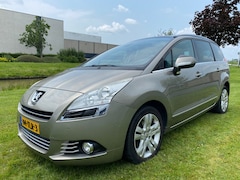 Peugeot 5008 - 2012 * 1.6 THP GT 5p * LMV * LED * AIRCO * NAV