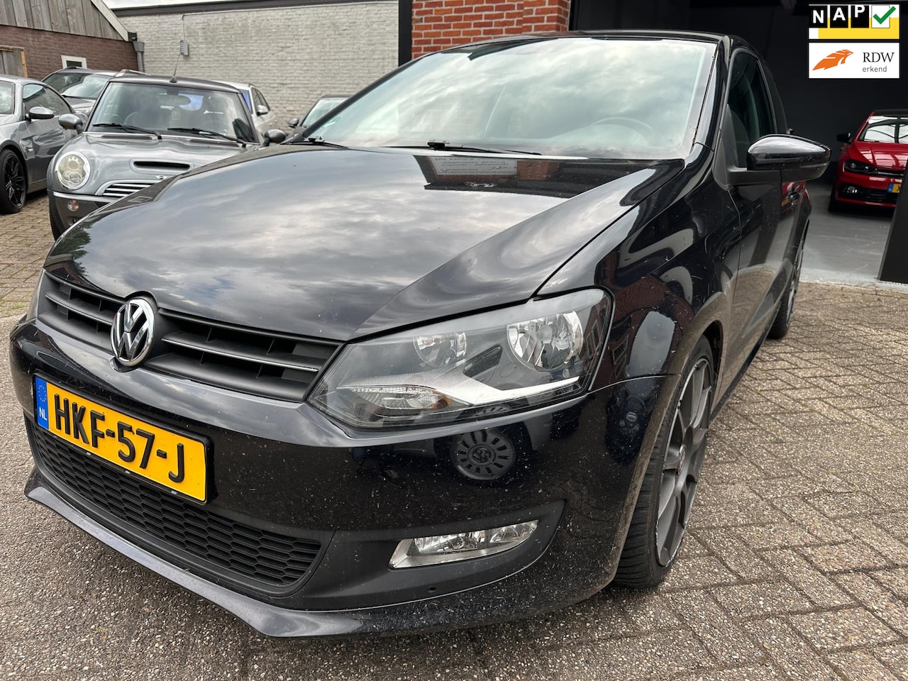 Volkswagen Polo - 1.4-16V Trendline NAVI-AIRCO-CRUISE-PDC - AutoWereld.nl