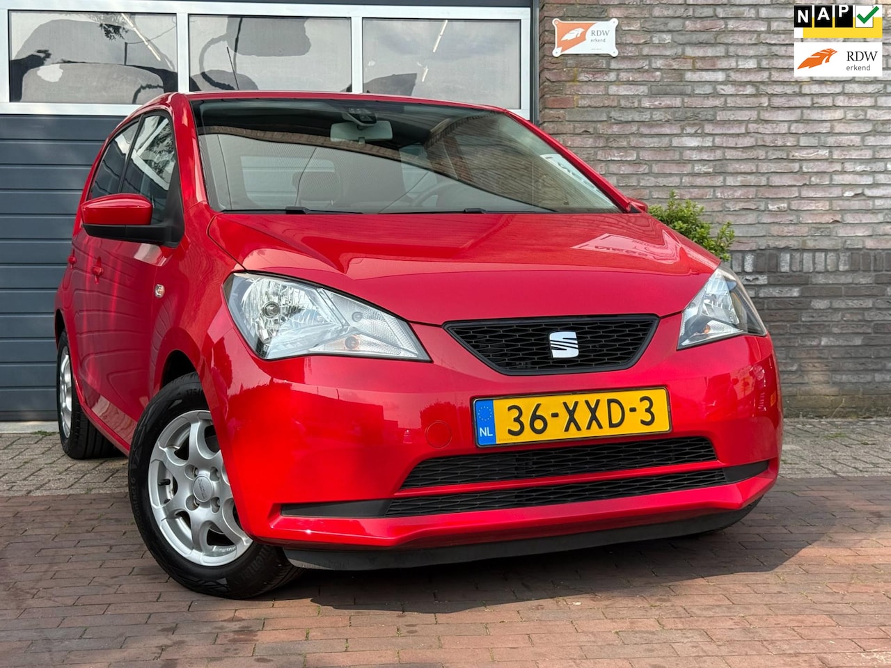 Seat Mii - 1.0 Style 5Drs|Airco - AutoWereld.nl