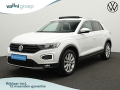 Volkswagen T-Roc - 1.5 TSI 150 pk Sport | Panoramadak | Navigatie | Parkeersensoren voor/achter