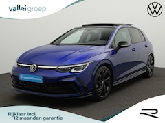 Volkswagen Golf - R-Line 1.5 eTSI 150 pk DSG | Panoramadak | Adaptief onderstel | IQ Light | Stuur-/stoelver