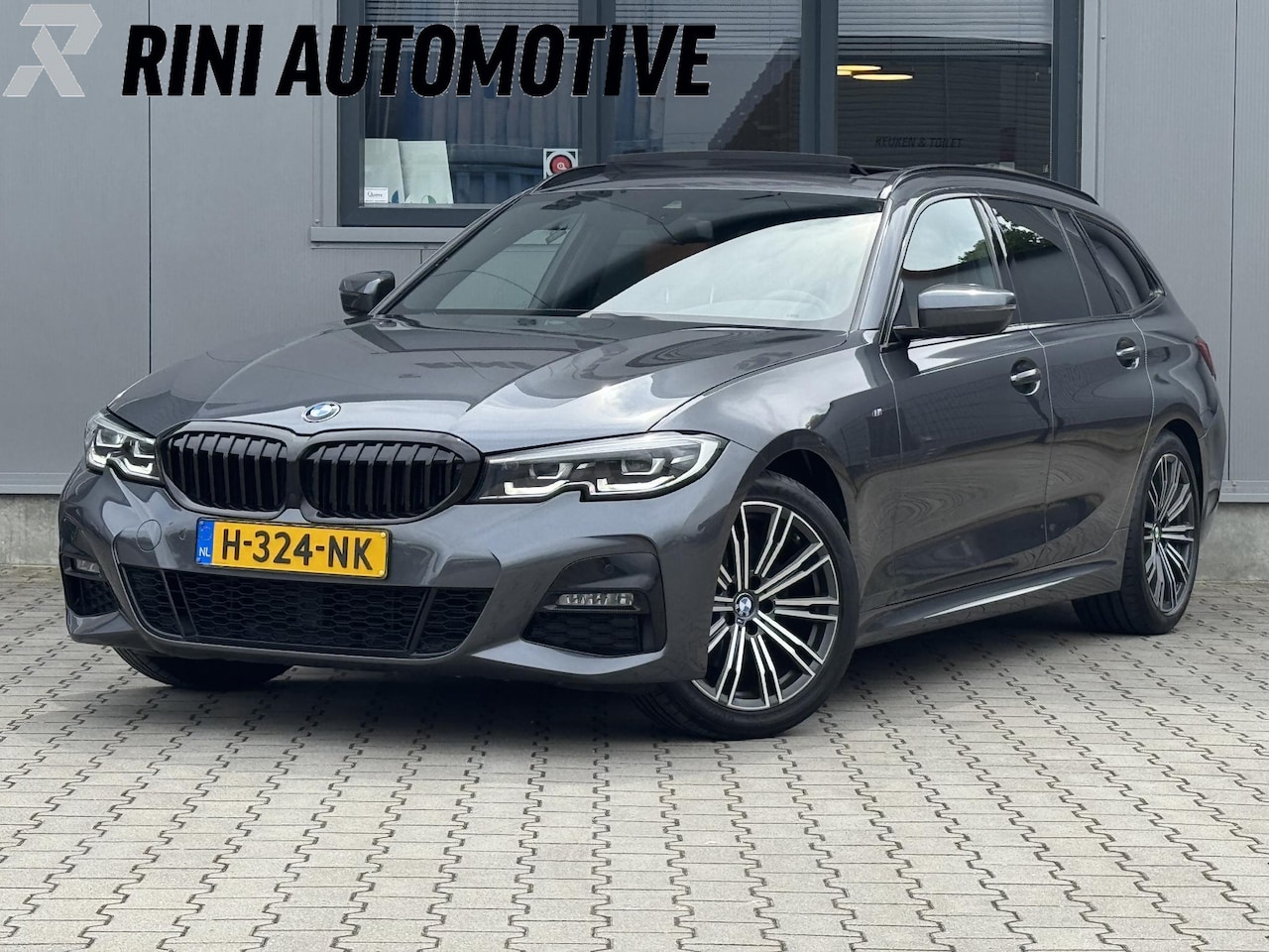 BMW 3-serie Touring - 320i High Executive Edition 320i High Executive Edition - AutoWereld.nl
