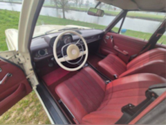 Mercedes-Benz 200-280 (W115) - 230