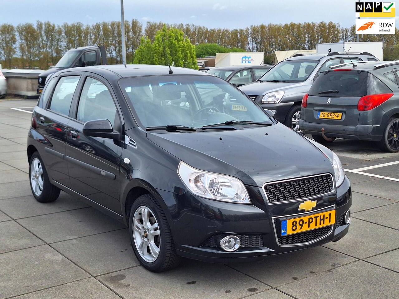 Chevrolet Aveo - €3450,-1.2 16V LS+ Apk Airco Trekhaak Nap - AutoWereld.nl