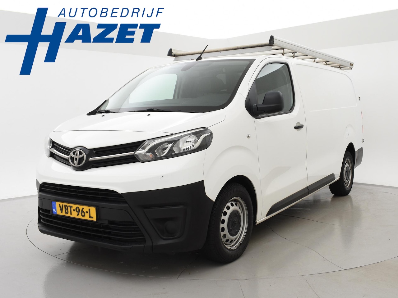 Toyota PROACE Long Worker - 2.0 D-4D NAVIGATOR EURO 6 + NAVIGATIE / TREKHAAK / CRUISE CONTROL - AutoWereld.nl