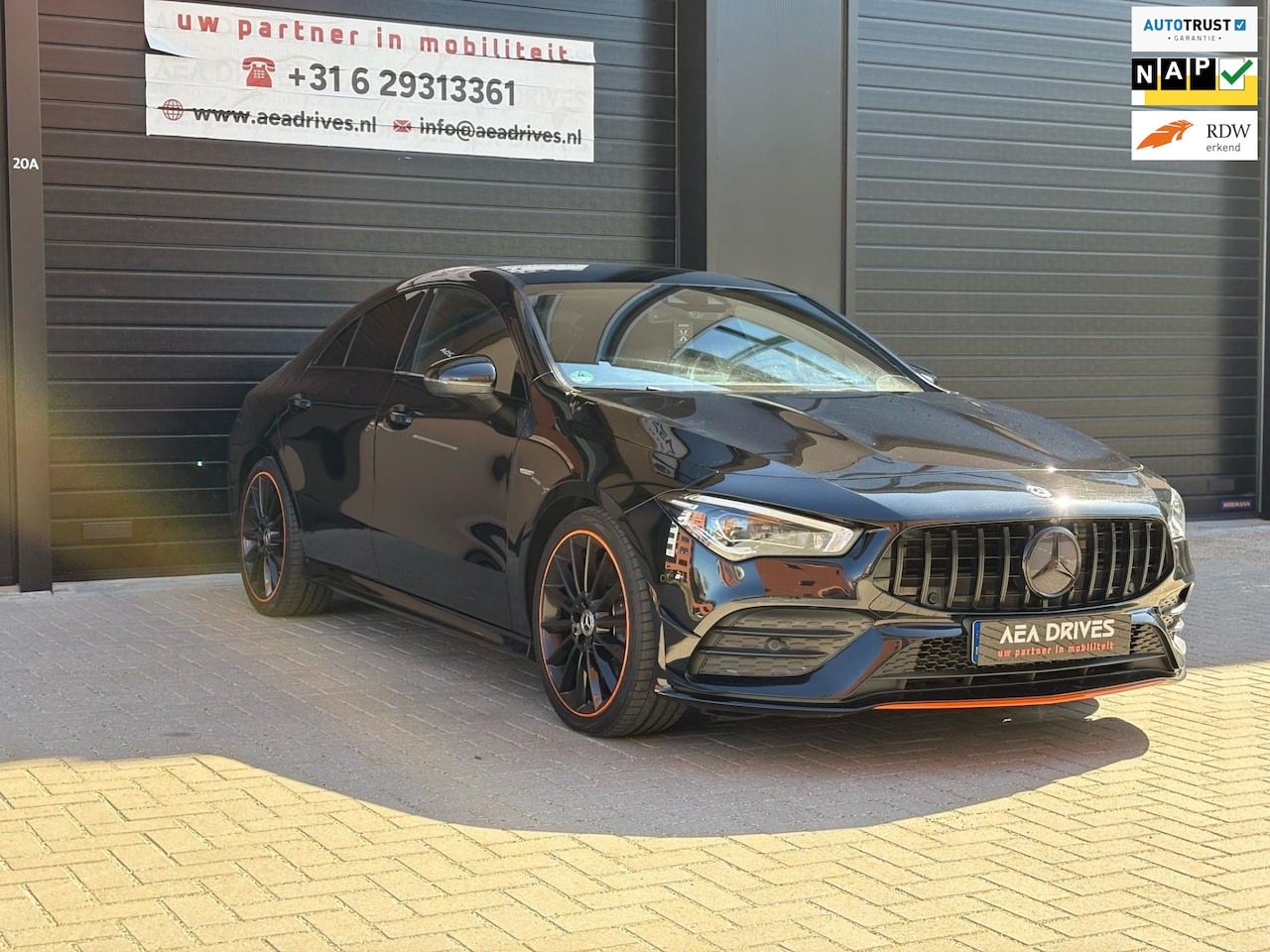 Mercedes-Benz CLA-Klasse - AMG Line | 1e eigenaar | Panoramadak | Bouwjaar 2019 | Luxe & sportief in topstaat ! - AutoWereld.nl