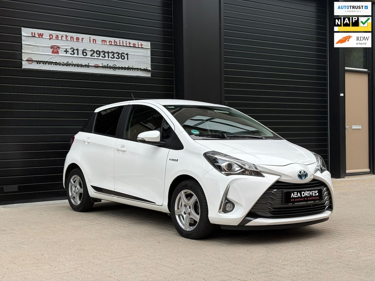 Toyota Yaris - 1.5 Hybrid Y20 | adaptive safety | Achteruitrijcamera | Keyless | Lane Assist| Stoelverwar - AutoWereld.nl
