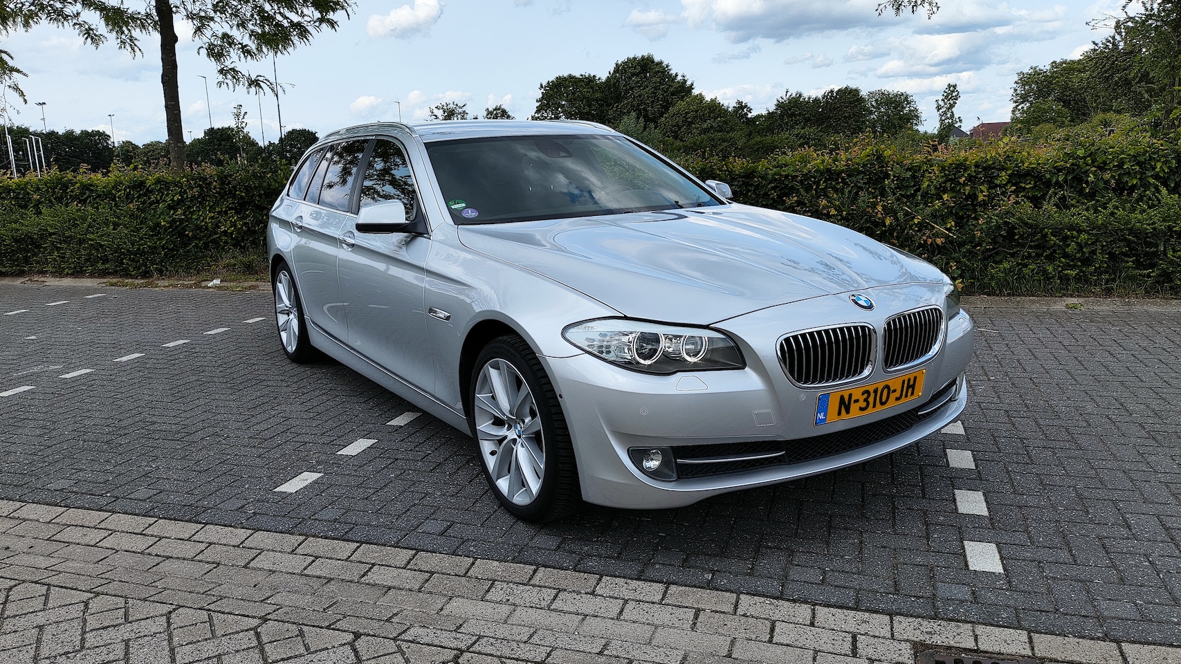 BMW 5-serie Touring - 523i Executive 257pk - AutoWereld.nl