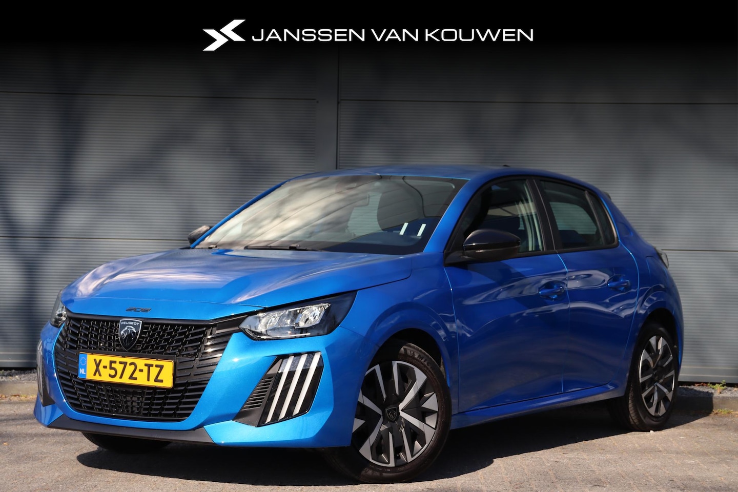 Peugeot 208 - 1.2 PureTech 100 Active / Stoelverwarming / Afneembare Trekhaak / Airco - AutoWereld.nl