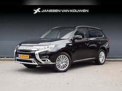 Mitsubishi Outlander - 2.4 PHEV Intense+ / Schuifdak / Stoelverwarming / Leder/Alcantara