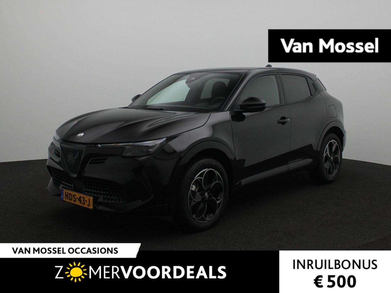 Alfa Romeo Junior - 1.2 Turbo Hybrid Ibrida | Premium Pack | Schuifdak | Lichtmetalen velgen 18" | - AutoWereld.nl
