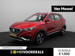 MG ZS - EV Luxury 45 kWh | Panorama dak | Apple carplay / Android | Parkeer camera