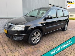 Dacia Logan MCV - 1.6 Blackline 7p. (NAP KM + AIRCO + 7 PERS + TREKHAAK)