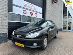 Peugeot 206 - 1.1 XR Challenge