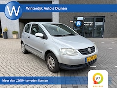 Volkswagen Fox - 1.4 Optive Apk Afkeur / Schadeauto kras motorkap / Airbag lampje brand / Co te hoog